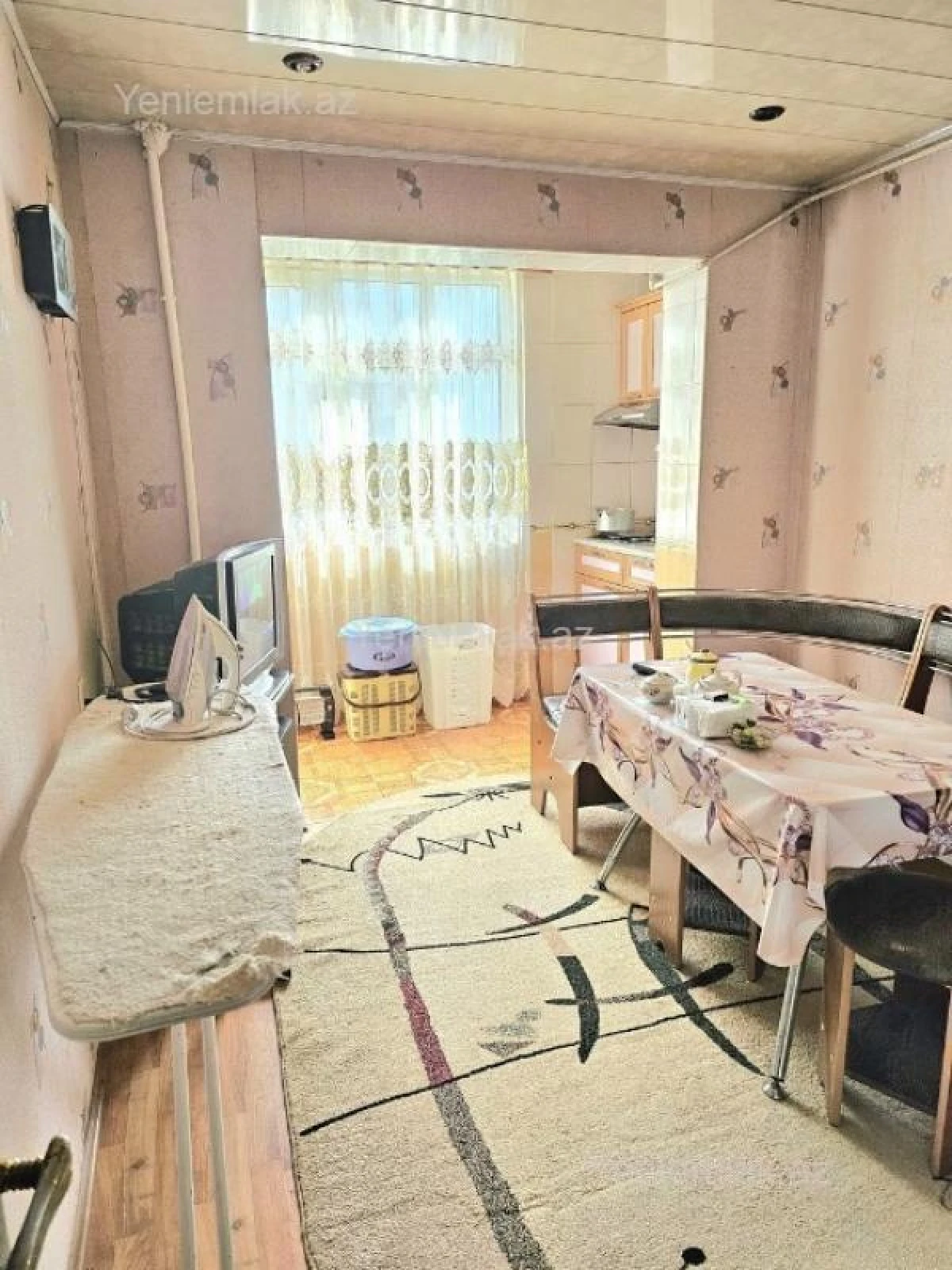 Satılır 2 otaqlı köhnə tikili 65 m²