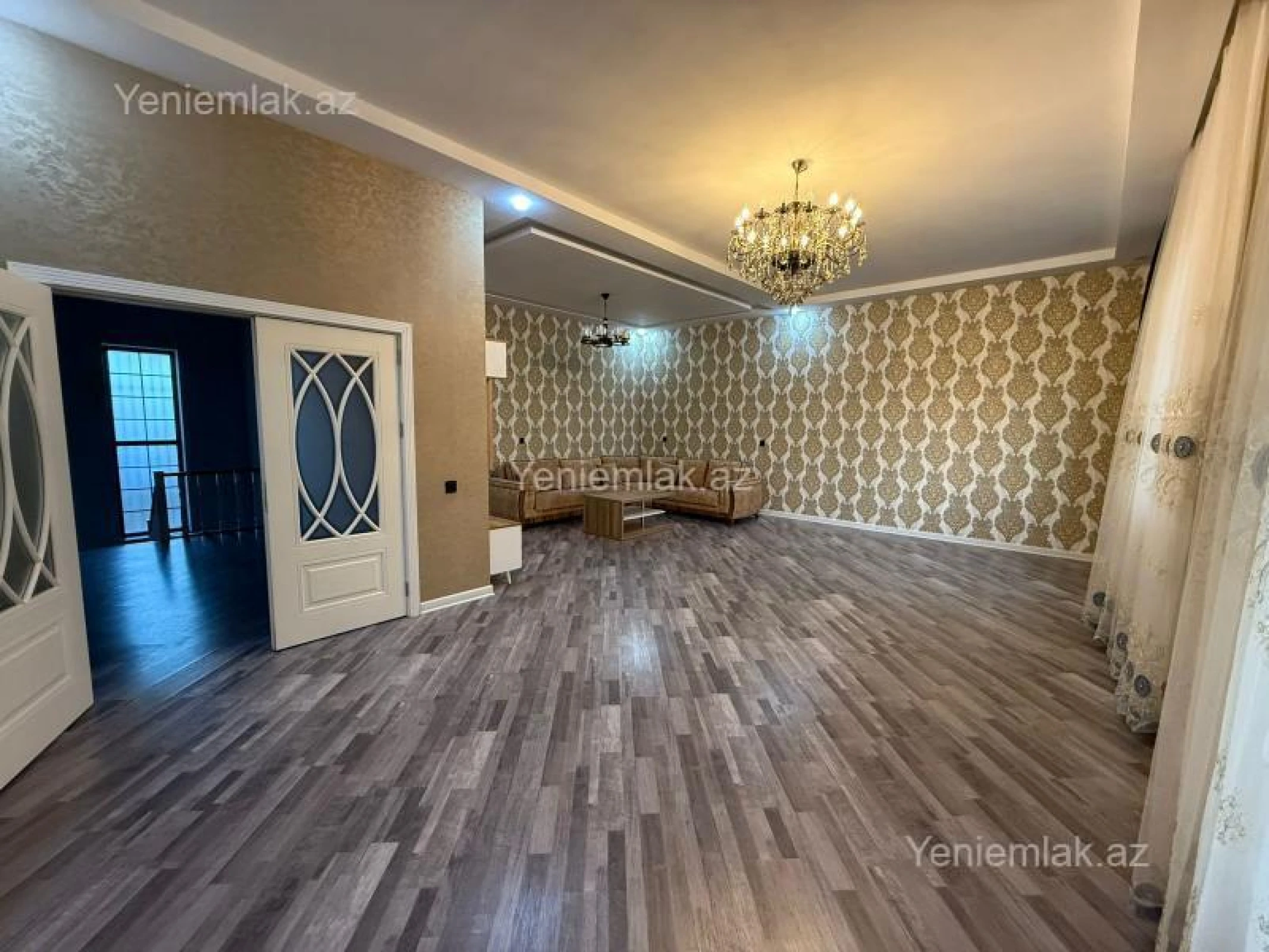 Satılır 5 otaqlı həyət evi 200 m²