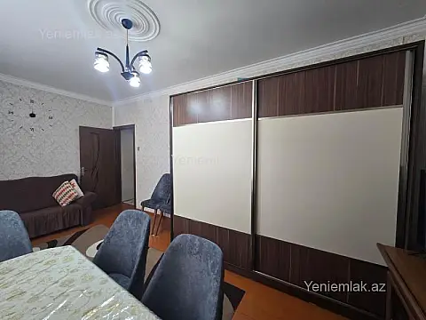 Satılır 1 otaqlı köhnə tikili 35 m²