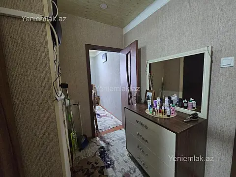 Satılır 1 otaqlı köhnə tikili 35 m²