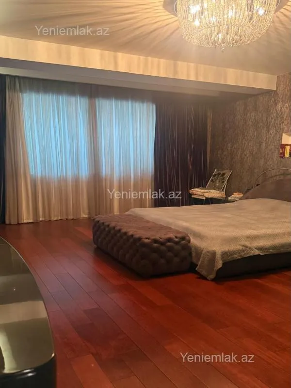 Satılır 4 otaqlı yeni tikili 170 m²