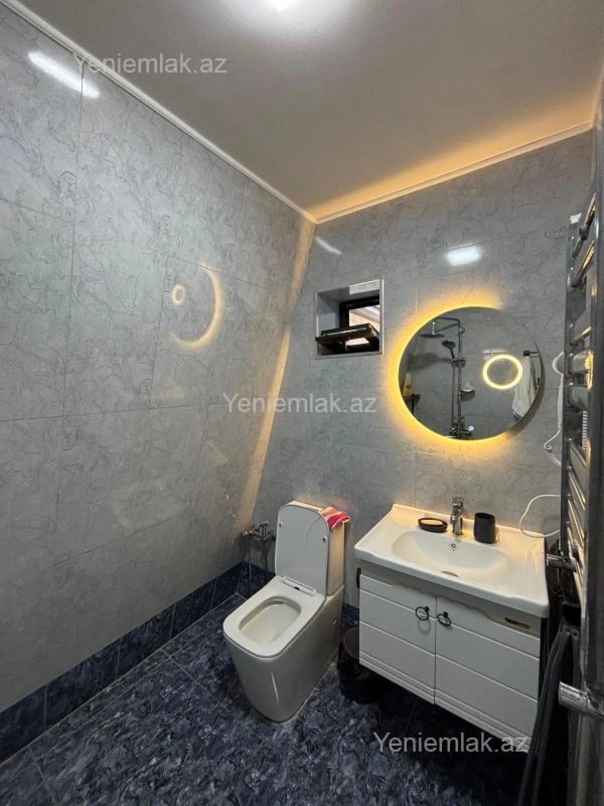 Satılır 4 otaqlı həyət evi 100 m²