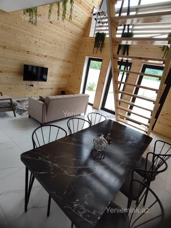 Satılır 4 otaqlı həyət evi 100 m²