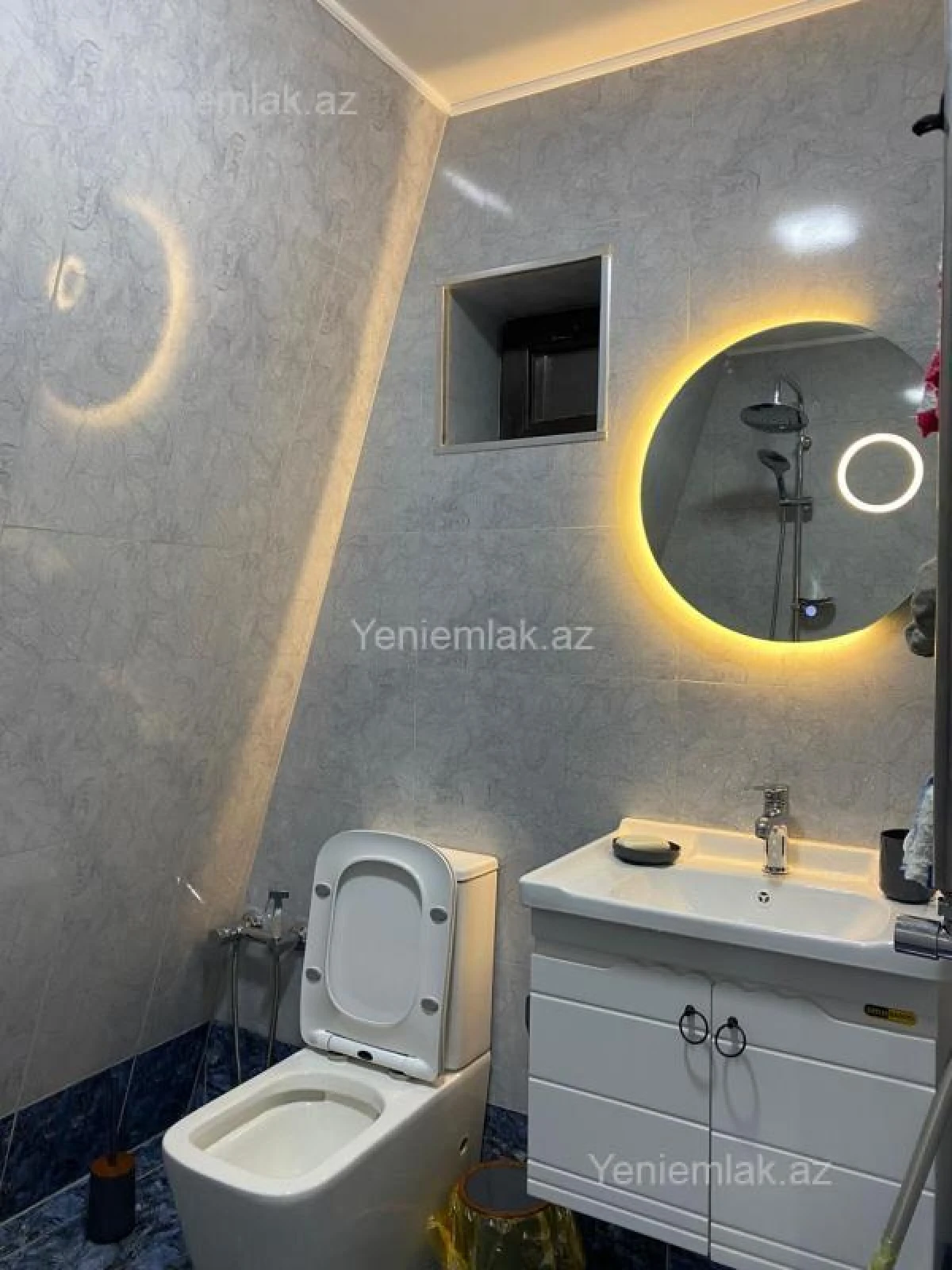 Satılır 4 otaqlı həyət evi 100 m²