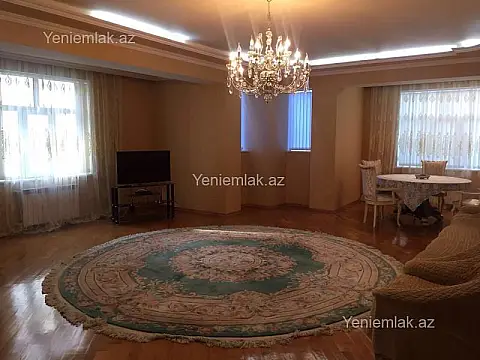Satılır 3 otaqlı yeni tikili 175 m²