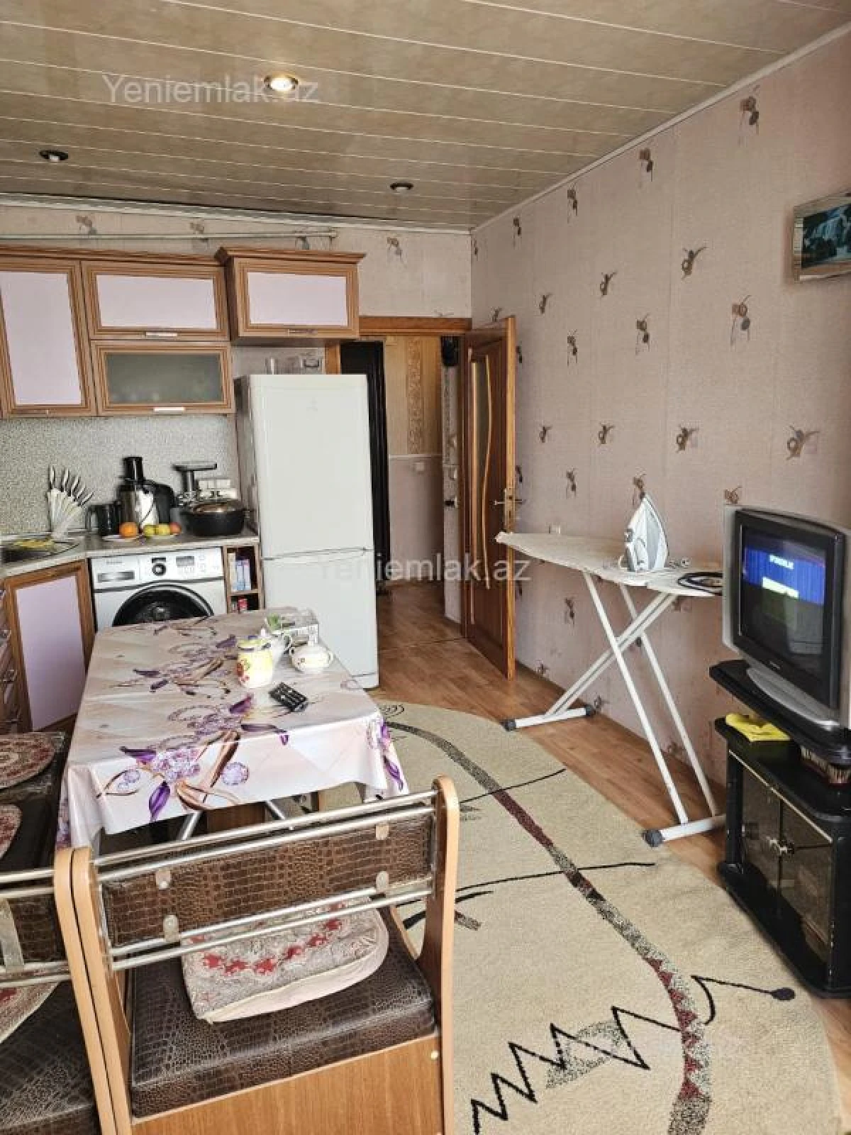 Satılır 2 otaqlı köhnə tikili 68 m²