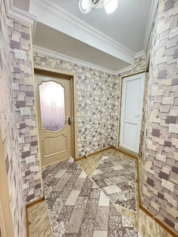 Satılır 5 otaqlı həyət evi 195 m²