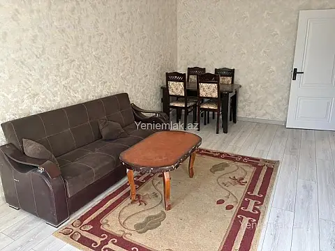 Satılır 2 otaqlı köhnə tikili 60 m²