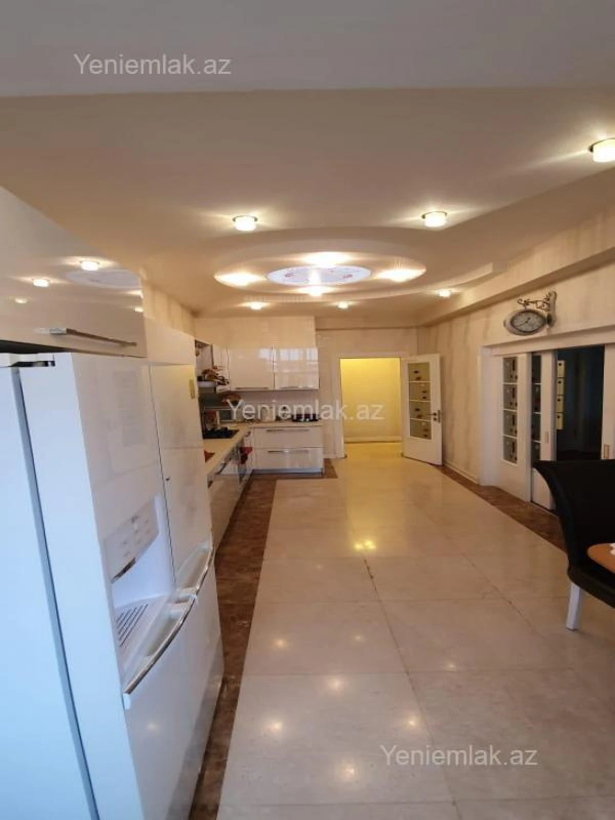 Satılır 4 otaqlı yeni tikili 190 m²