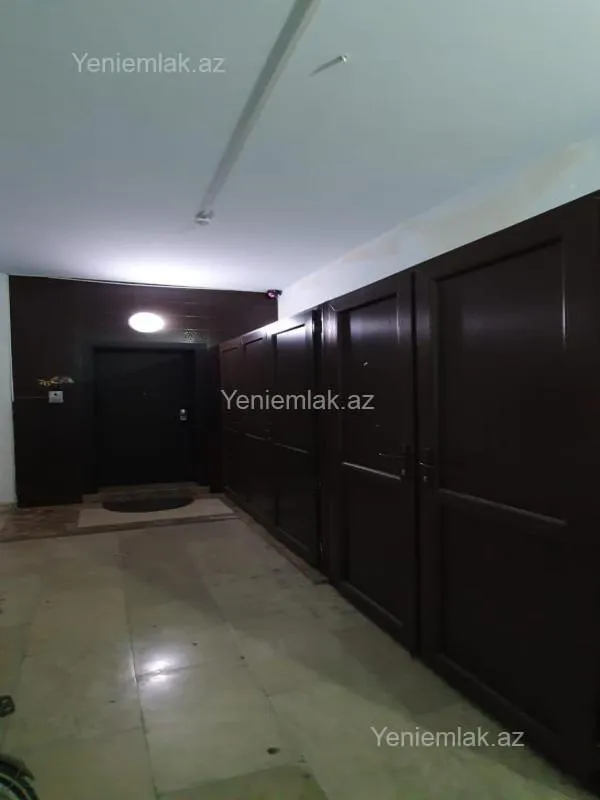 Satılır 4 otaqlı yeni tikili 190 m²