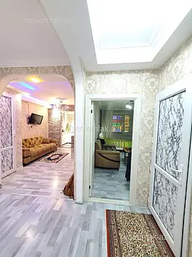 Satılır 3 otaqlı köhnə tikili 80 m²