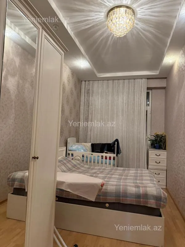 Satılır 2 otaqlı yeni tikili 70 m²