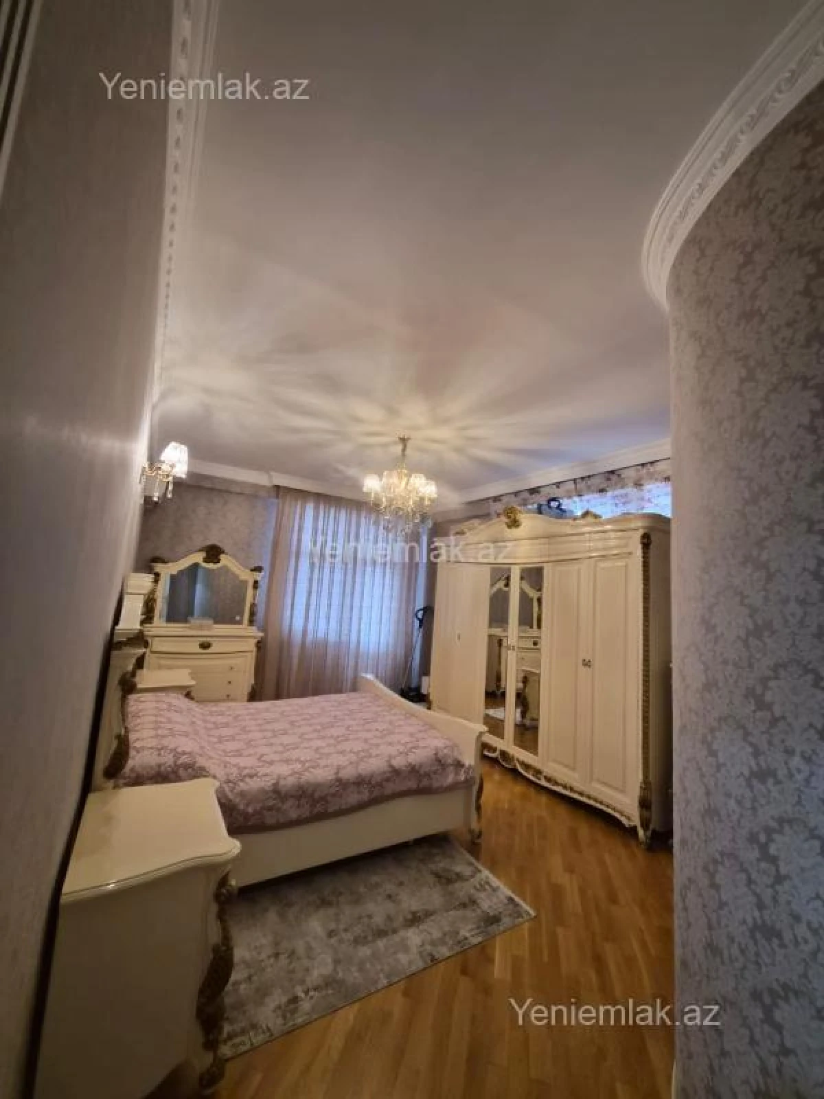 Satılır 3 otaqlı yeni tikili 150 m²