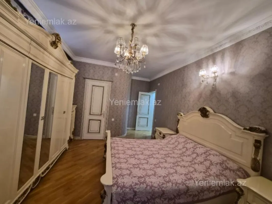 Satılır 3 otaqlı yeni tikili 150 m²