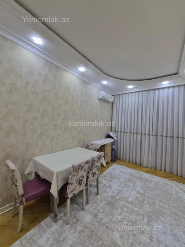 Satılır 3 otaqlı yeni tikili 150 m²