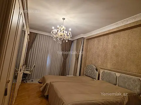 Satılır 3 otaqlı yeni tikili 150 m²