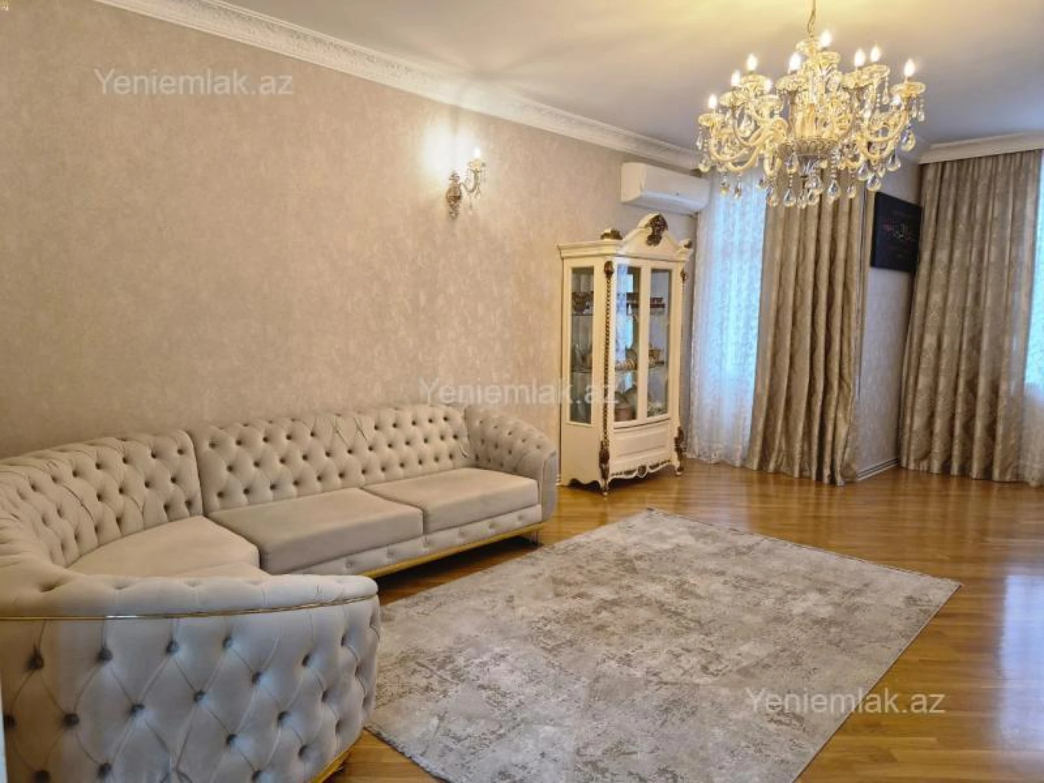 Satılır 3 otaqlı yeni tikili 150 m²