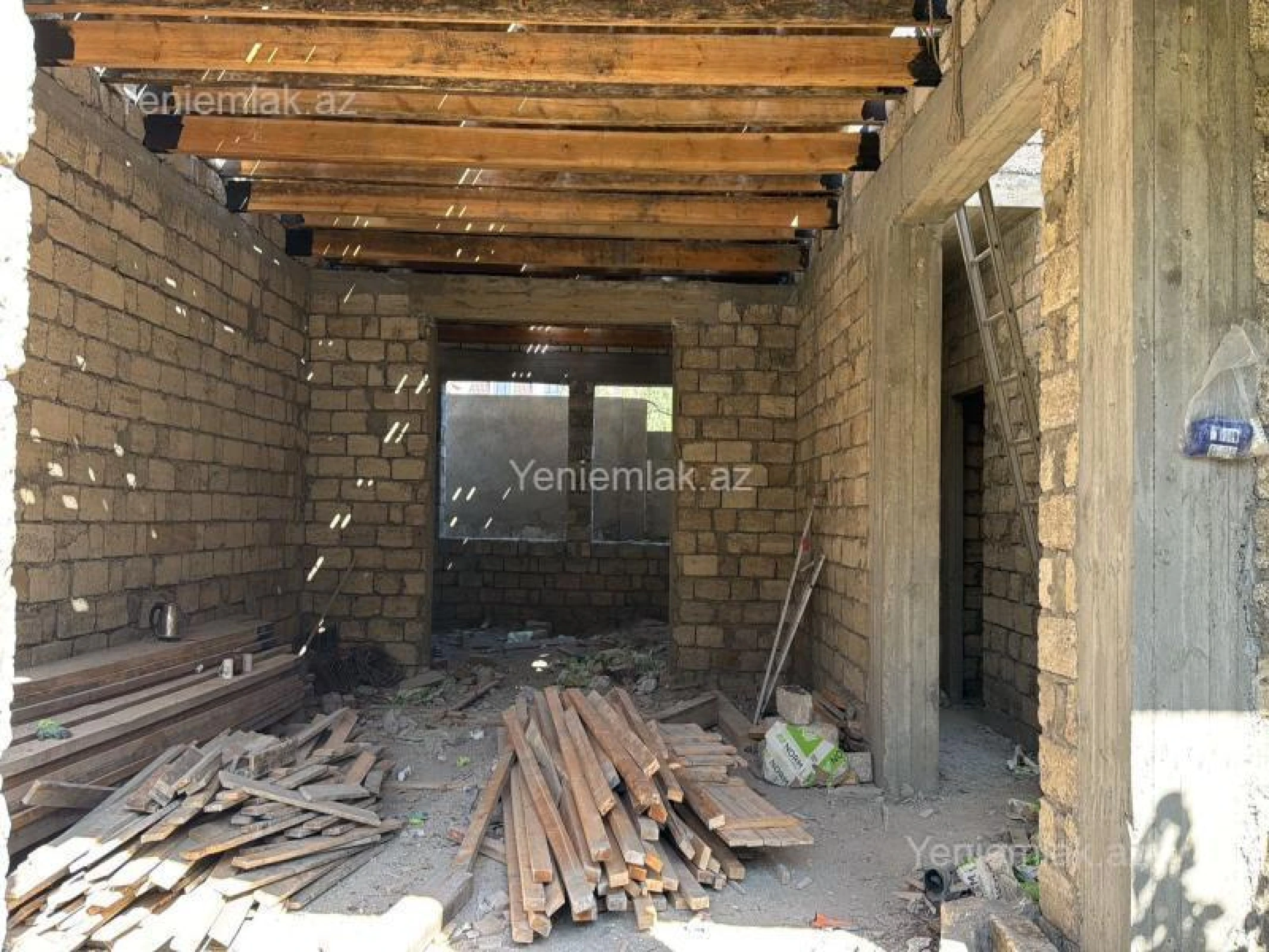 Satılır 4 otaqlı həyət evi 80 m²