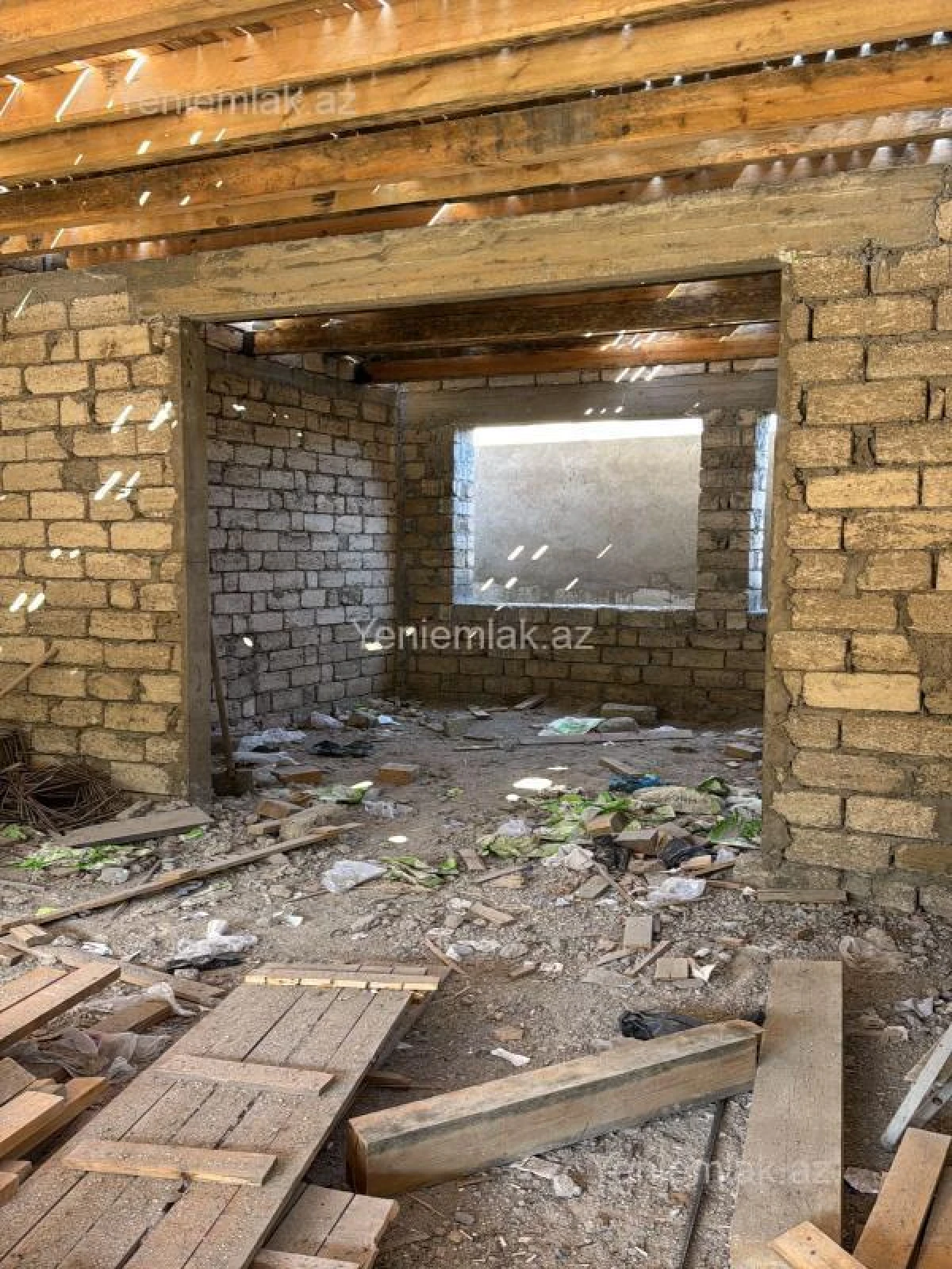 Satılır 4 otaqlı həyət evi 80 m²