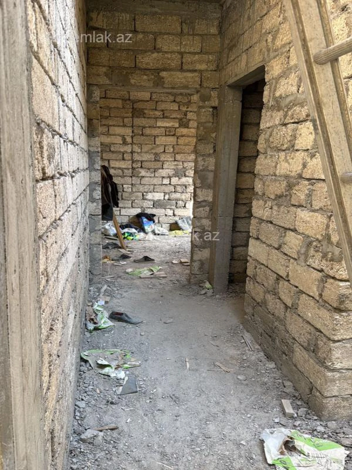 Satılır 4 otaqlı həyət evi 80 m²