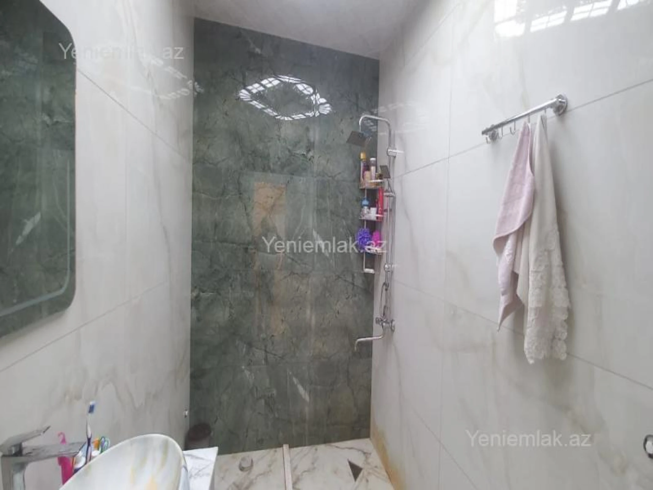Satılır 4 otaqlı yeni tikili 164 m²