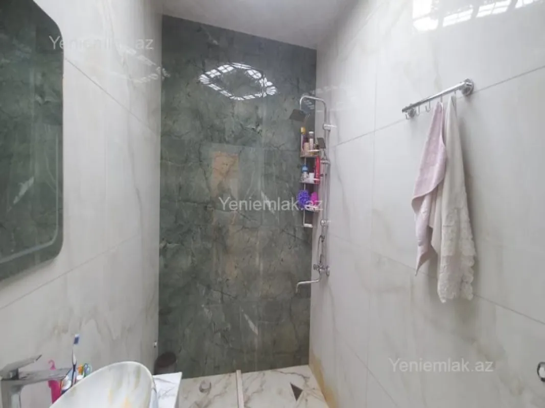 Satılır 4 otaqlı yeni tikili 164 m²