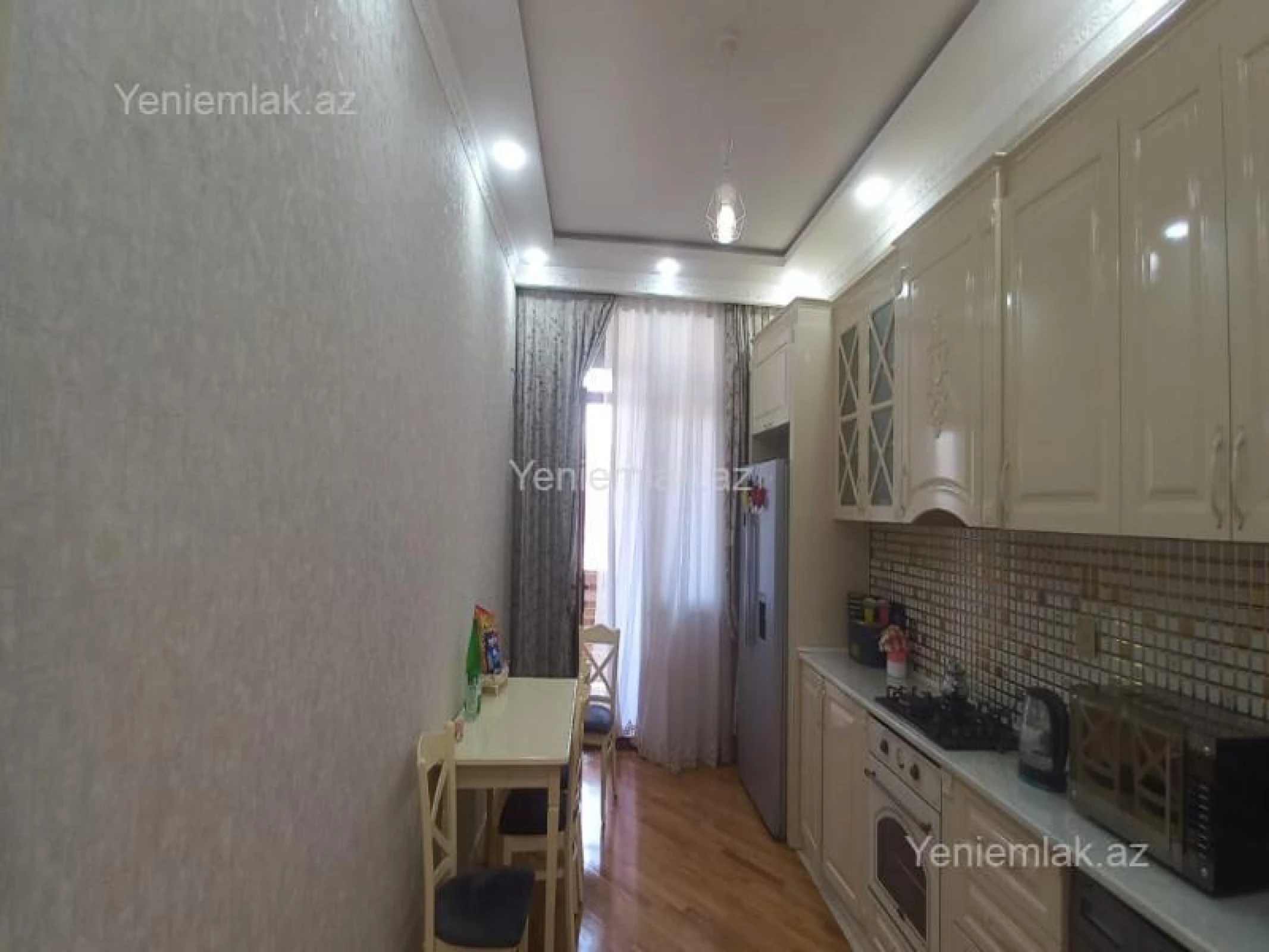 Satılır 4 otaqlı yeni tikili 164 m²