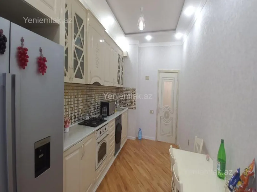 Satılır 4 otaqlı yeni tikili 164 m²