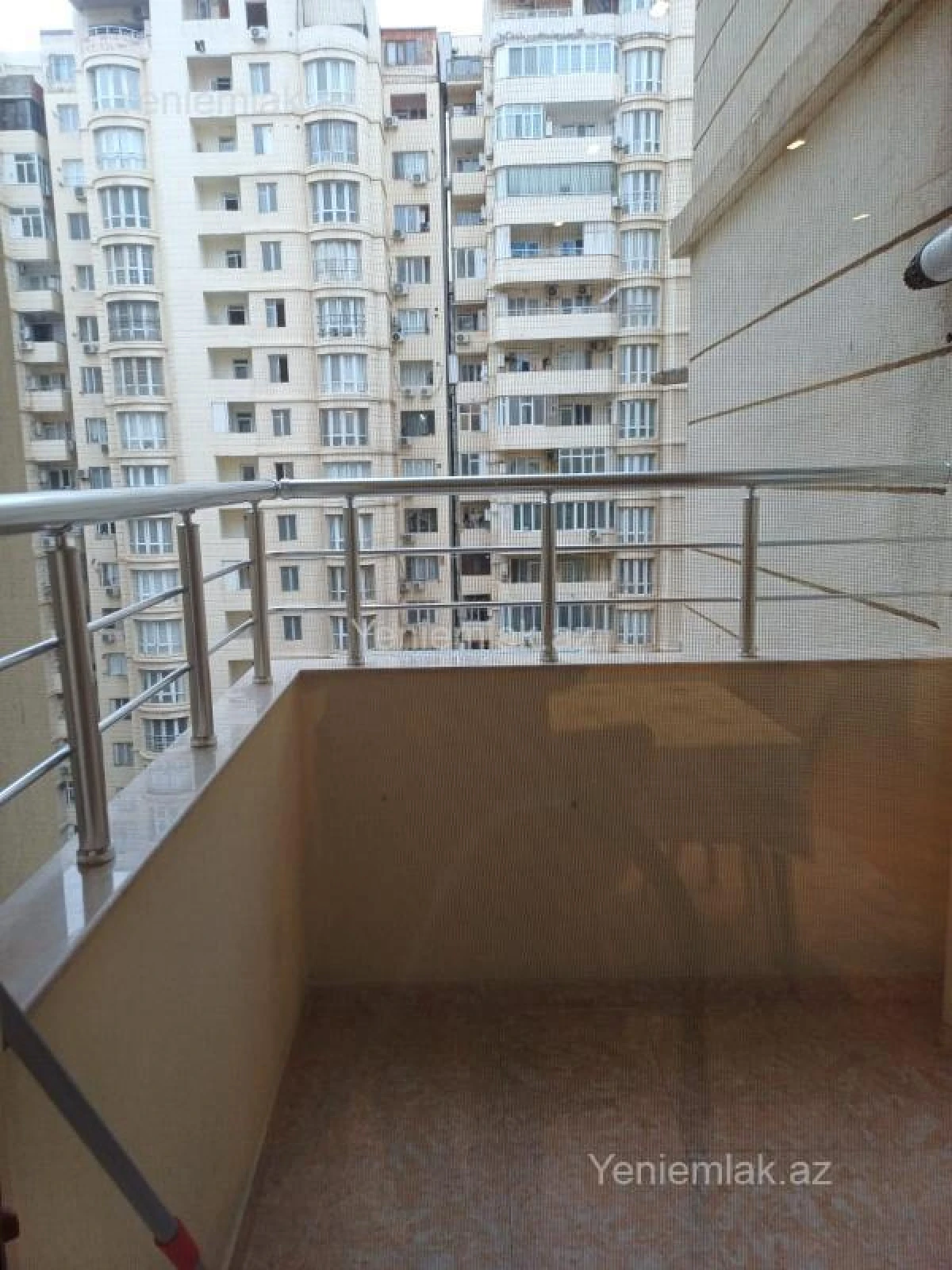 Satılır 3 otaqlı yeni tikili 140 m²
