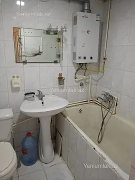 Satılır 1 otaqlı köhnə tikili 37 m²