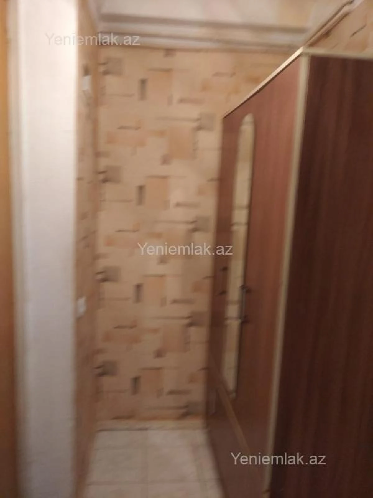 Satılır 1 otaqlı köhnə tikili 37 m²