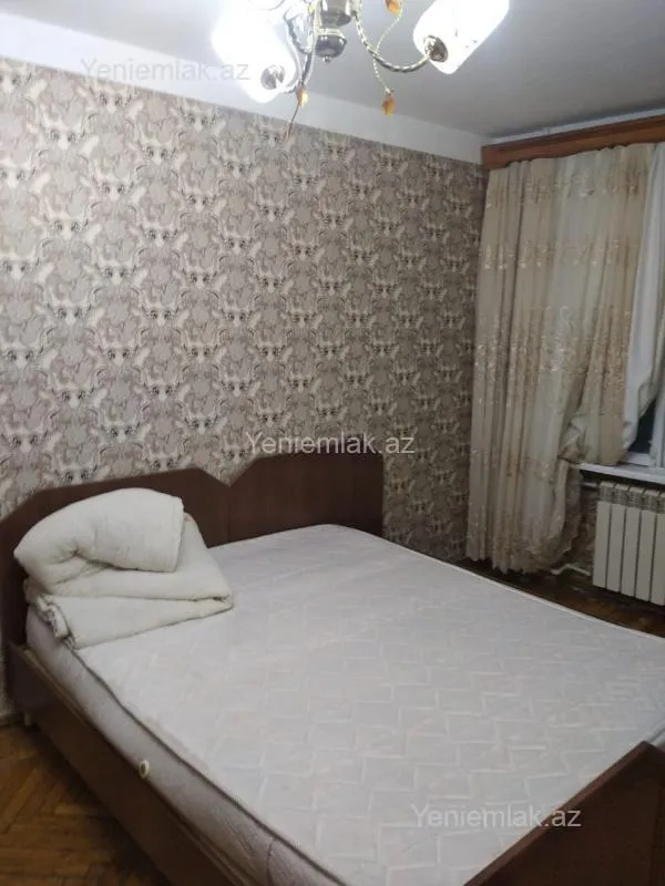 Satılır 1 otaqlı köhnə tikili 37 m²