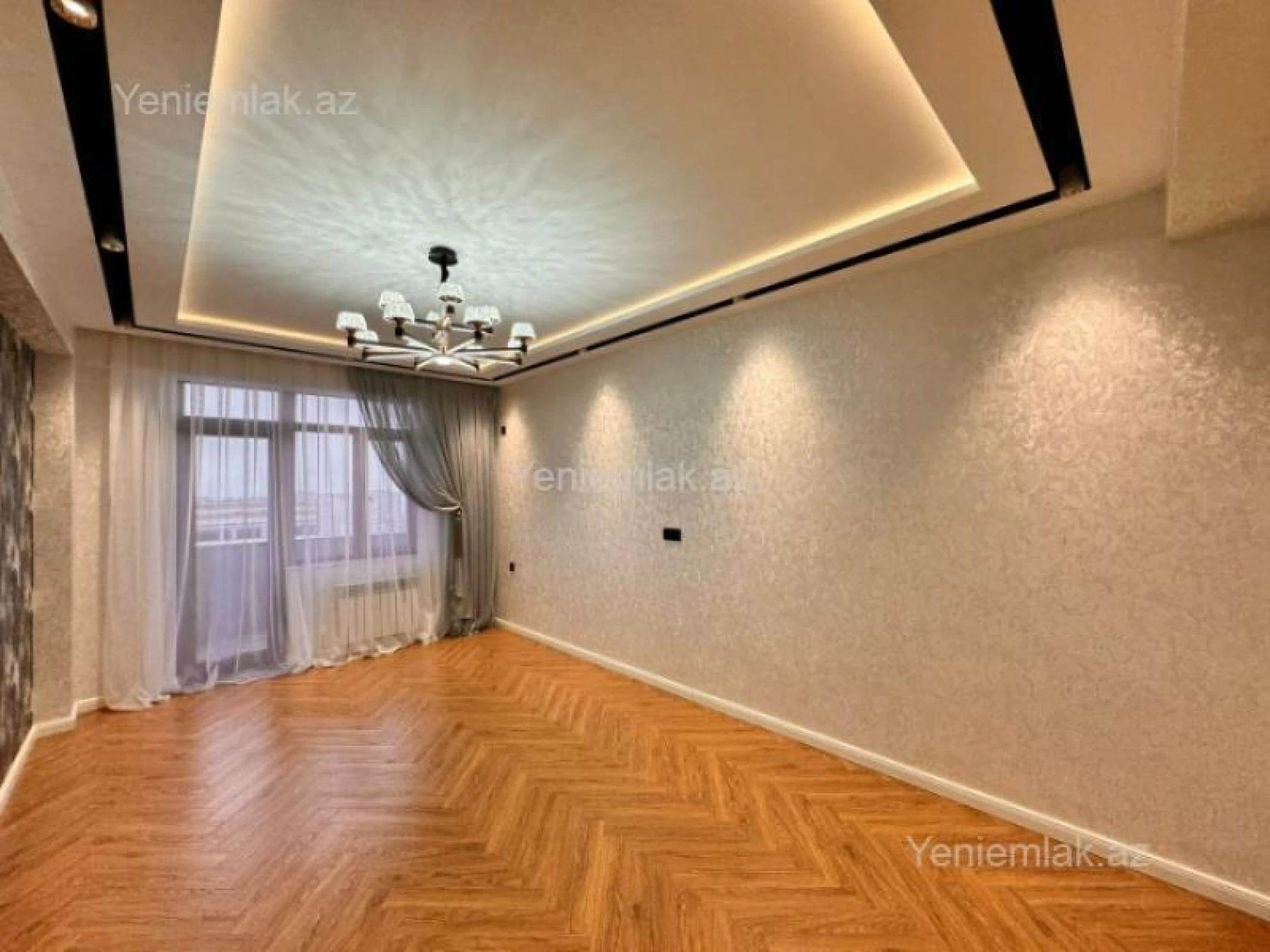 Satılır 3 otaqlı yeni tikili 115 m²