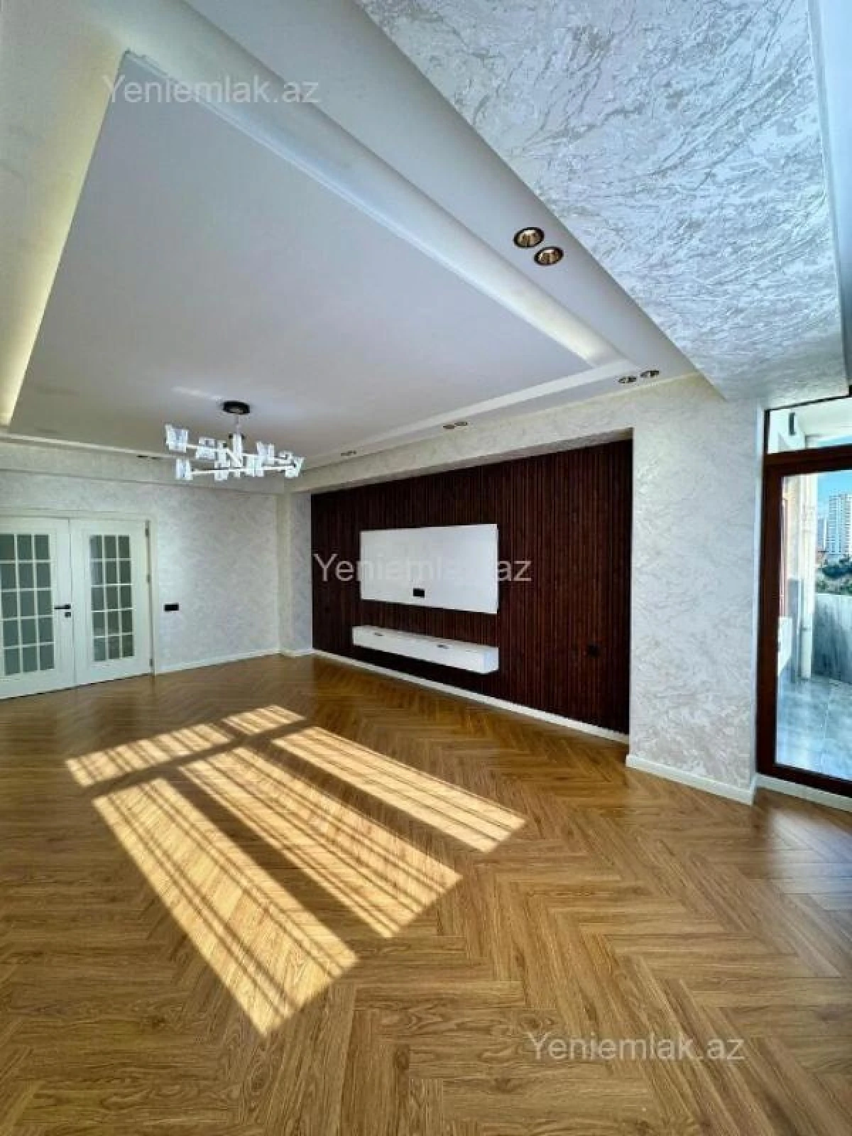 Satılır 3 otaqlı yeni tikili 115 m²