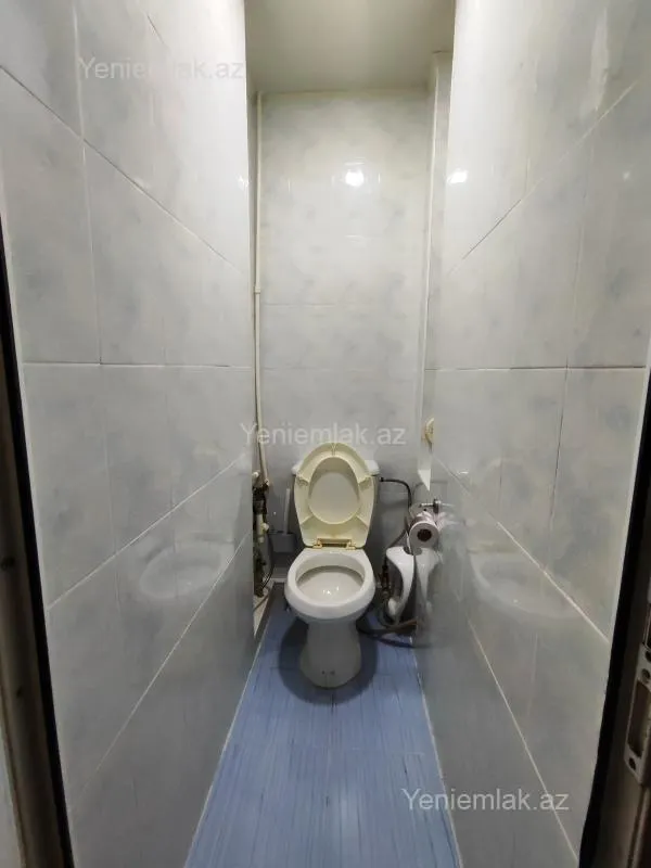 Satılır 4 otaqlı köhnə tikili 75 m²