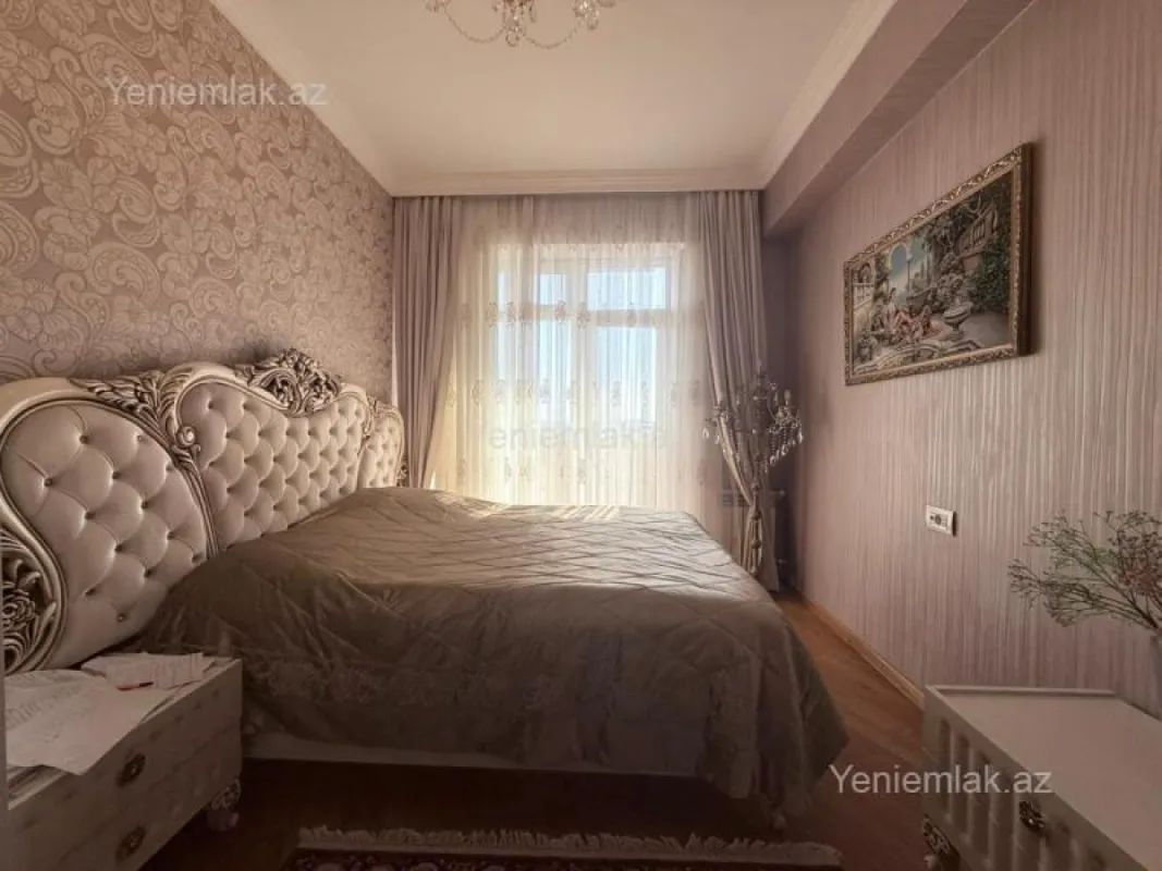 Satılır 3 otaqlı yeni tikili 127 m²