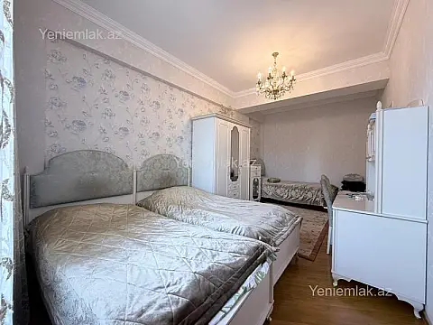 Satılır 3 otaqlı yeni tikili 127 m²