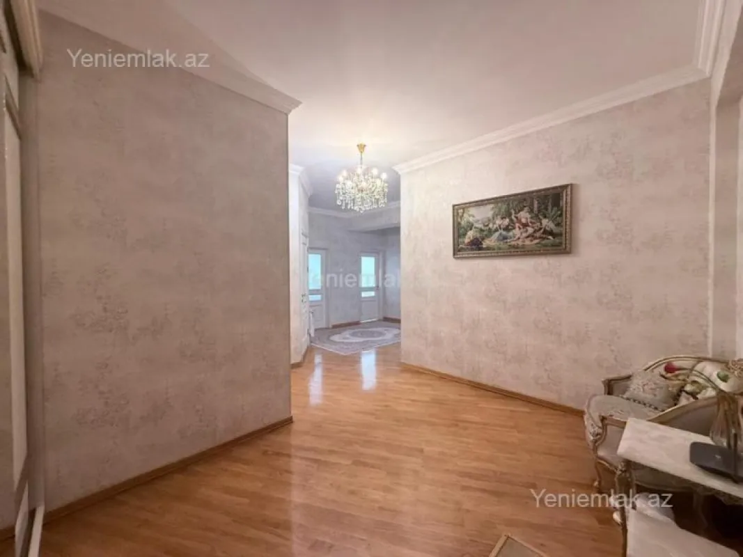 Satılır 3 otaqlı yeni tikili 127 m²