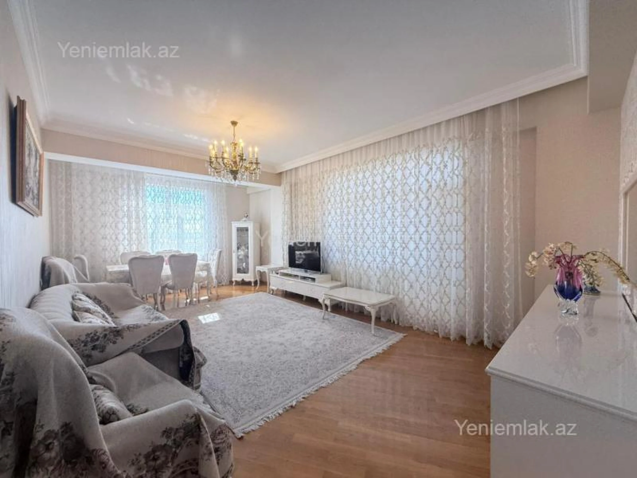 Satılır 3 otaqlı yeni tikili 127 m²