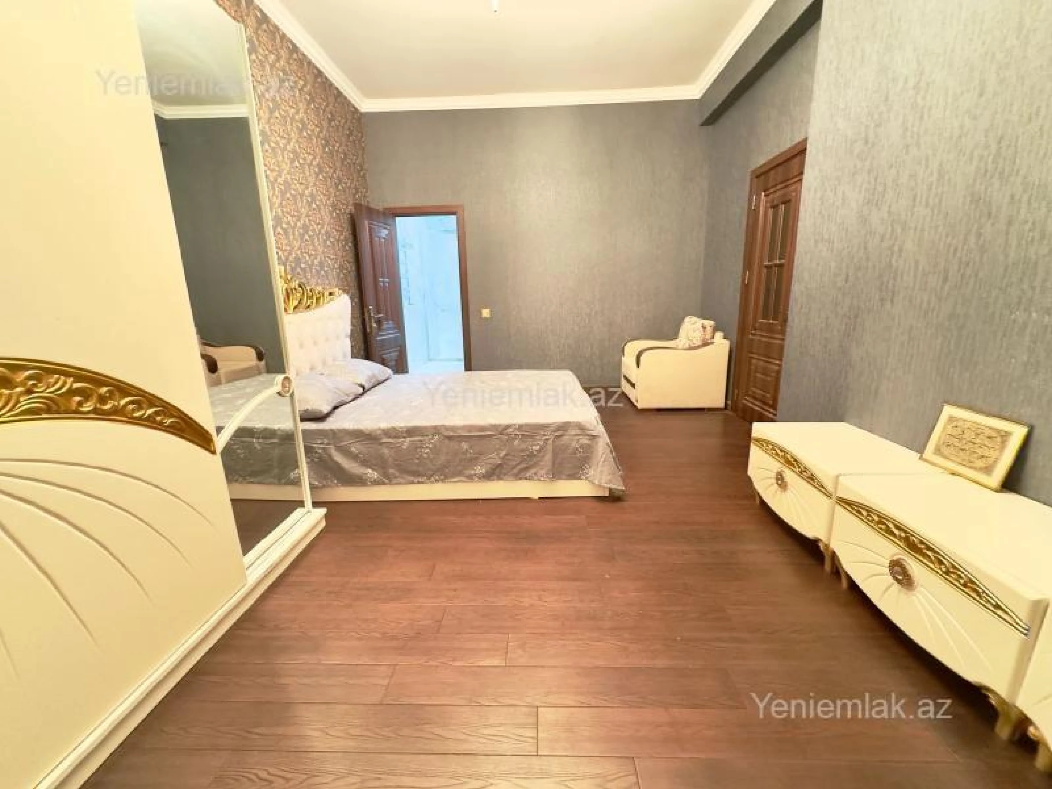 Satılır 4 otaqlı yeni tikili 163 m²