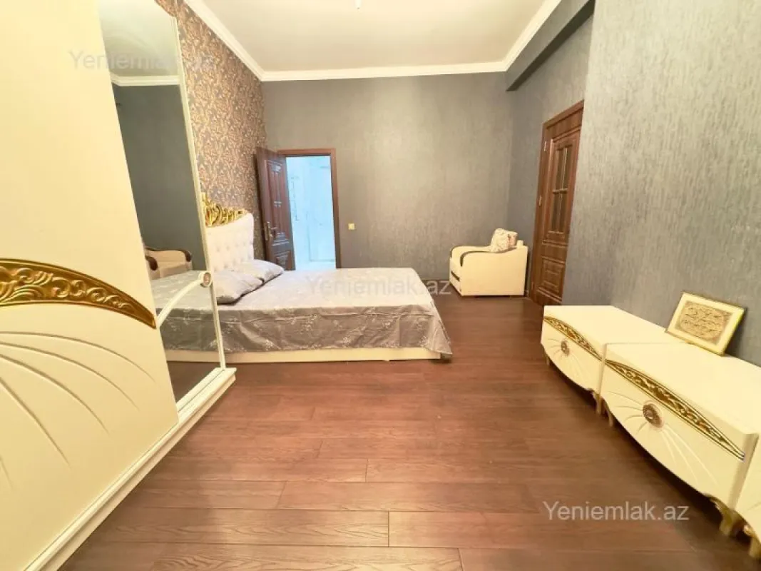 Satılır 4 otaqlı yeni tikili 163 m²