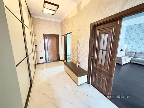 Satılır 4 otaqlı yeni tikili 163 m²