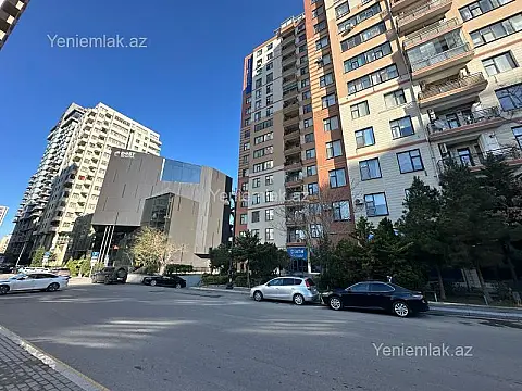 Satılır 4 otaqlı yeni tikili 163 m²