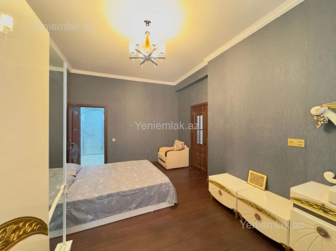 Satılır 4 otaqlı yeni tikili 163 m²