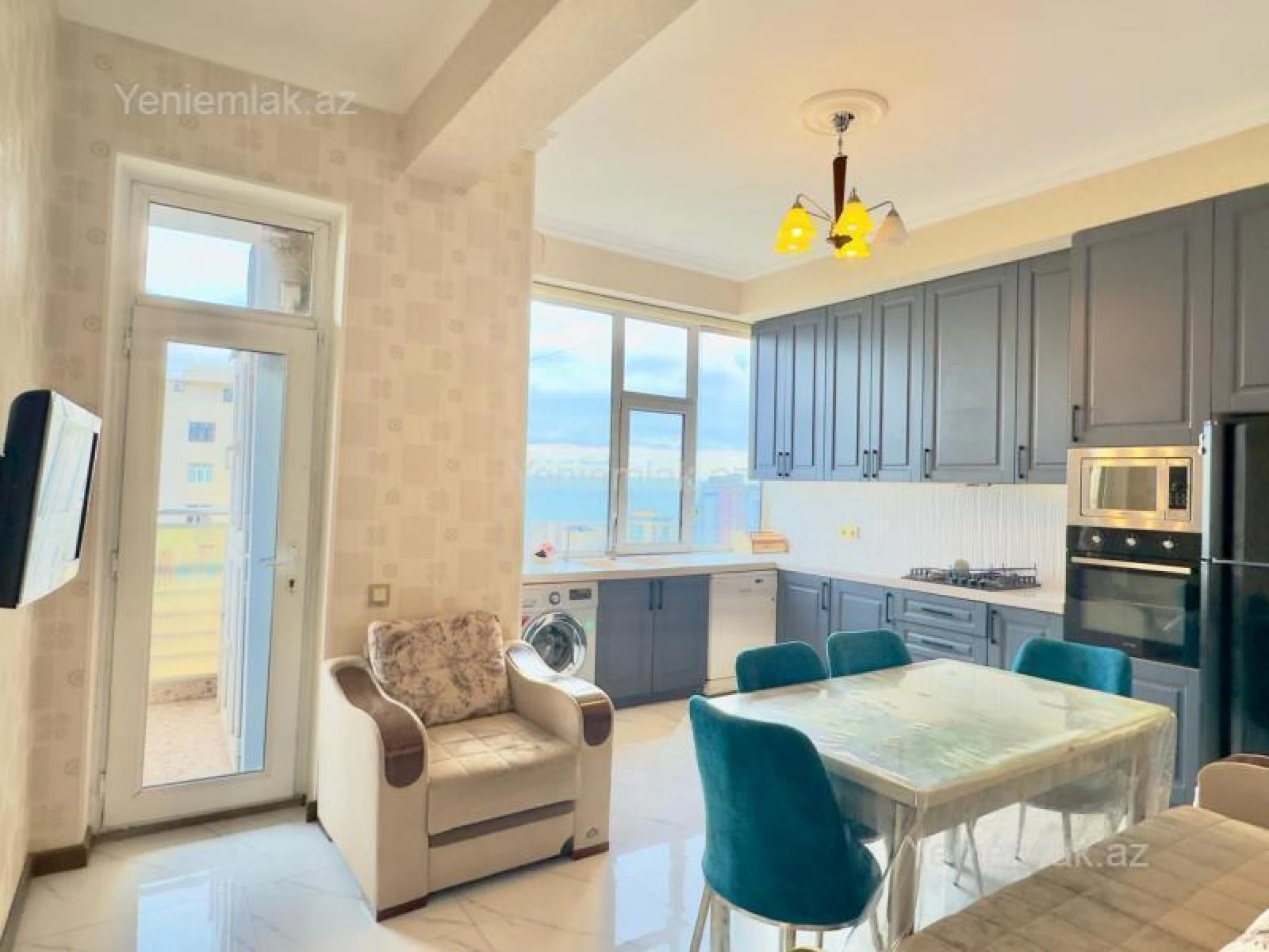 Satılır 4 otaqlı yeni tikili 163 m²