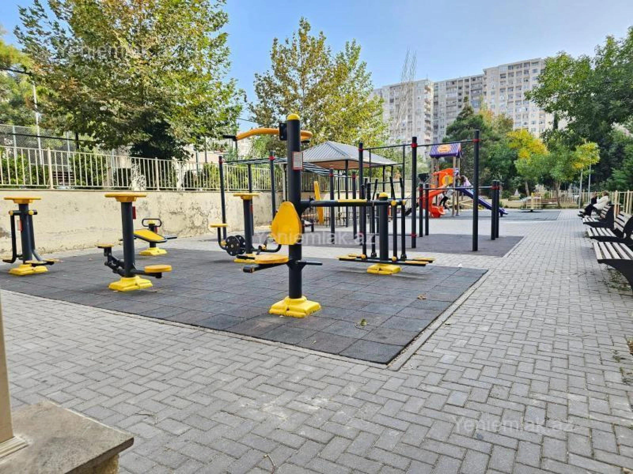 Satılır 3 otaqlı köhnə tikili 65 m²