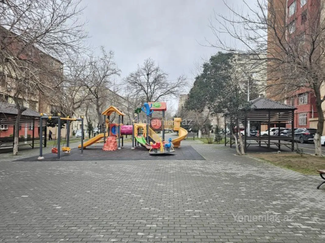 Satılır 3 otaqlı köhnə tikili 65 m²