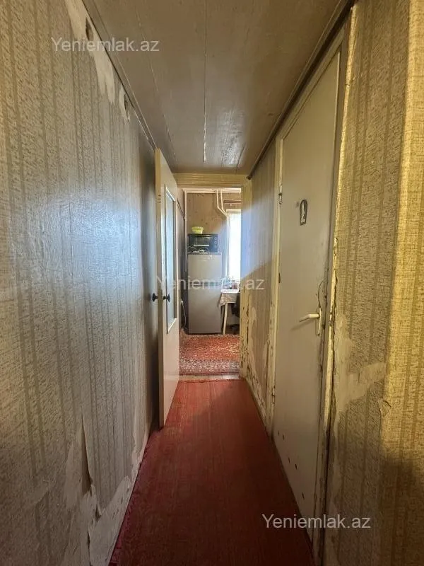 Satılır 1 otaqlı köhnə tikili 37 m²