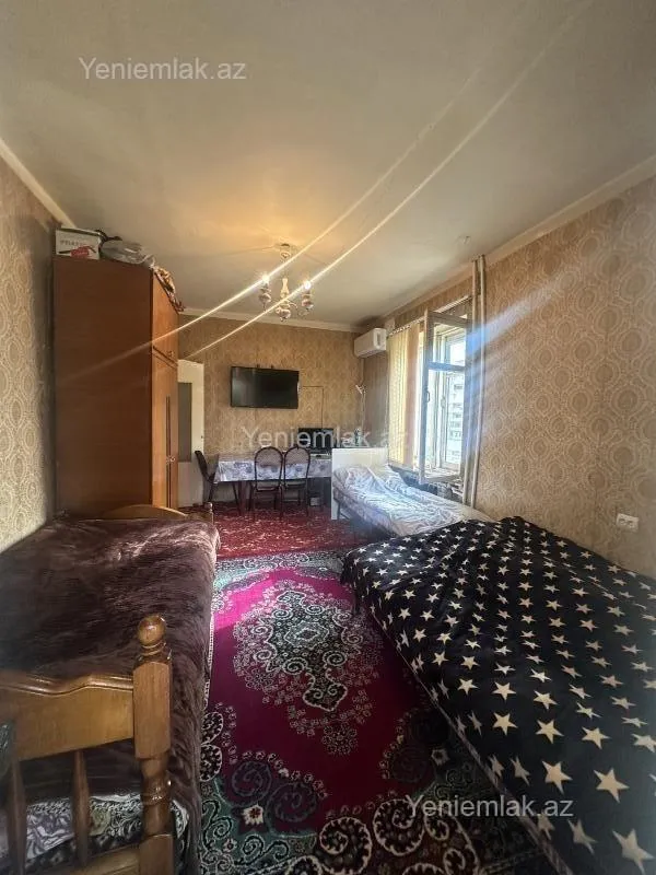 Satılır 1 otaqlı köhnə tikili 37 m²