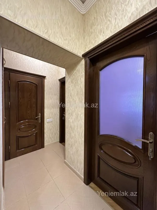 Satılır 1 otaqlı yeni tikili 60 m²